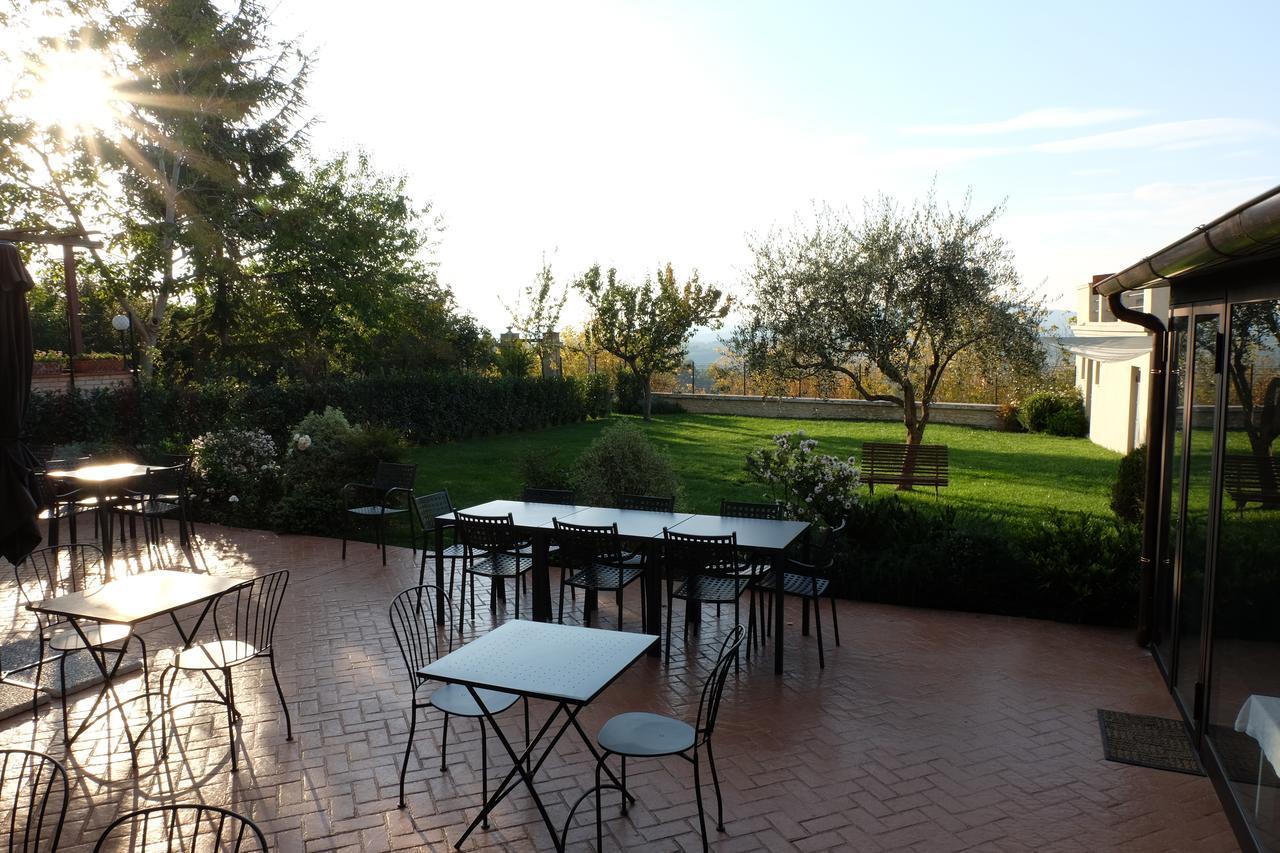 La Rocca Guest House & Spa Montefalco Exterior photo