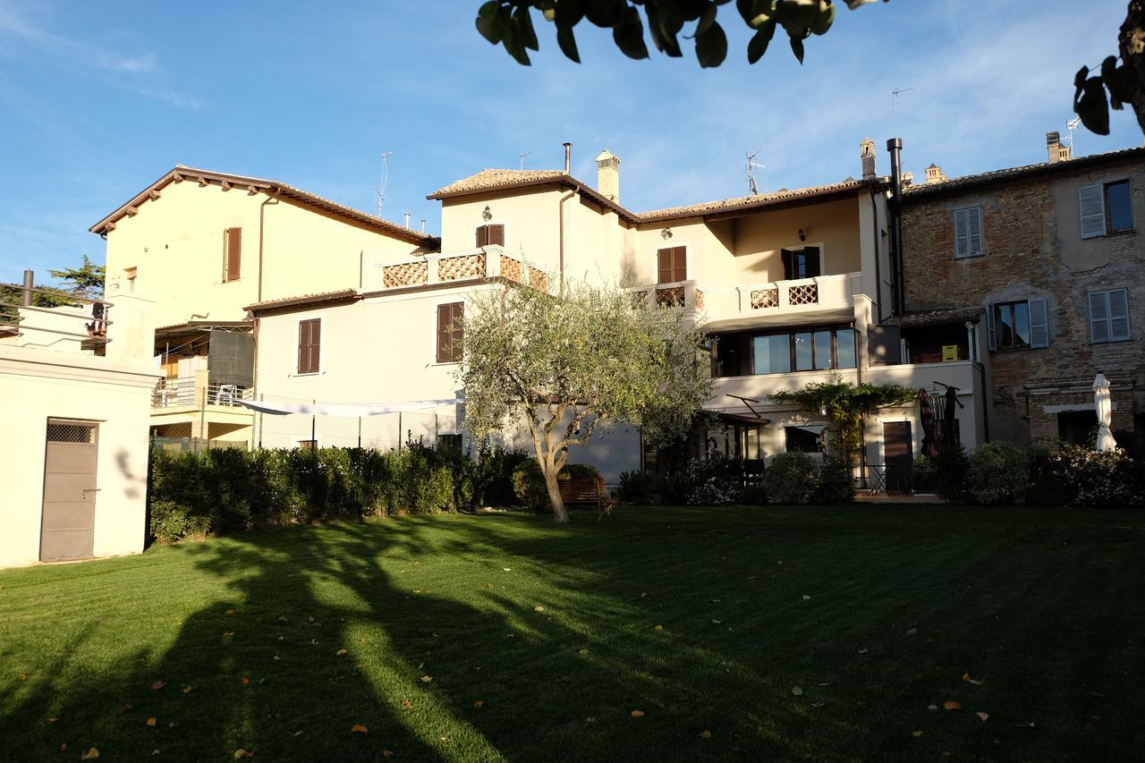 La Rocca Guest House & Spa Montefalco Exterior photo