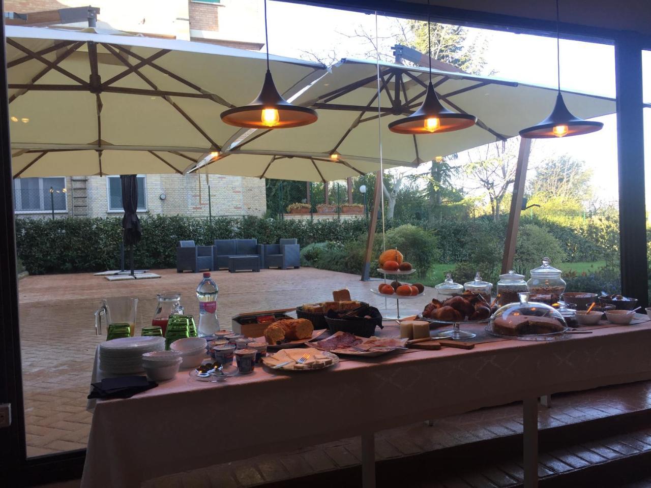 La Rocca Guest House & Spa Montefalco Exterior photo
